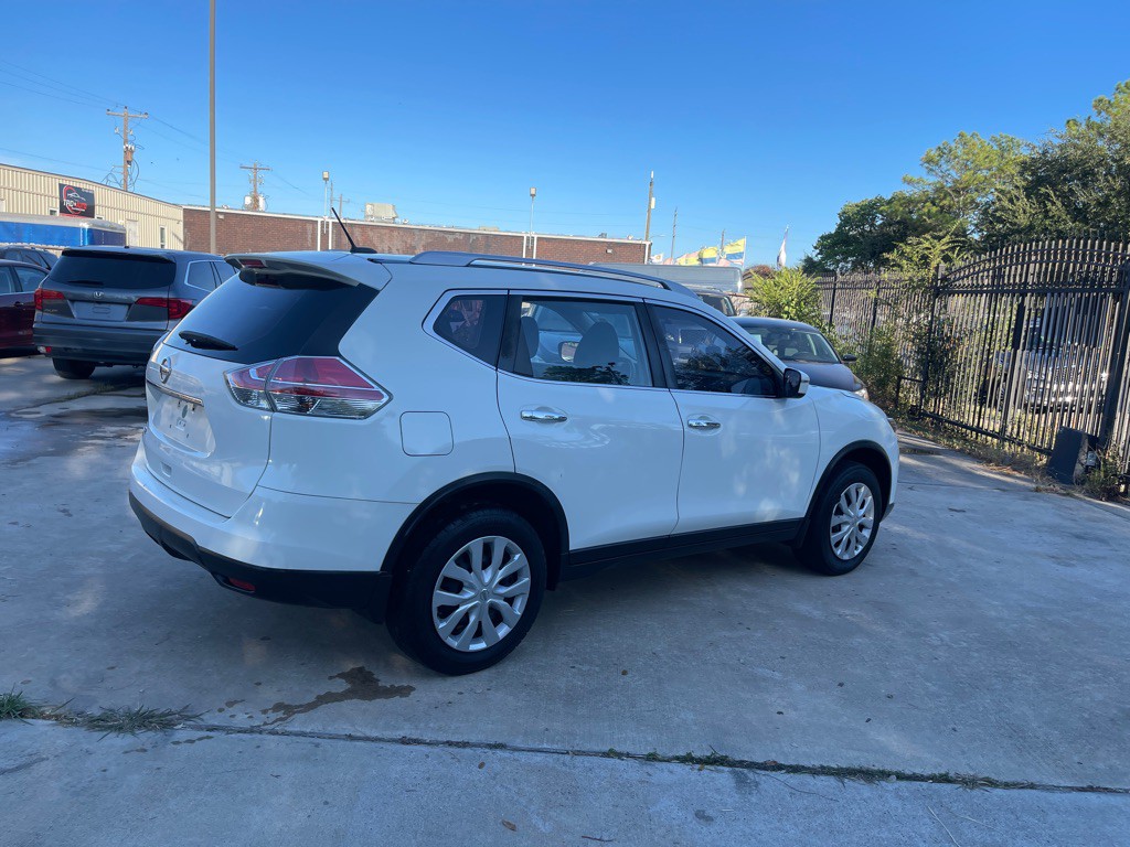2016 Nissan Rogue Image 5