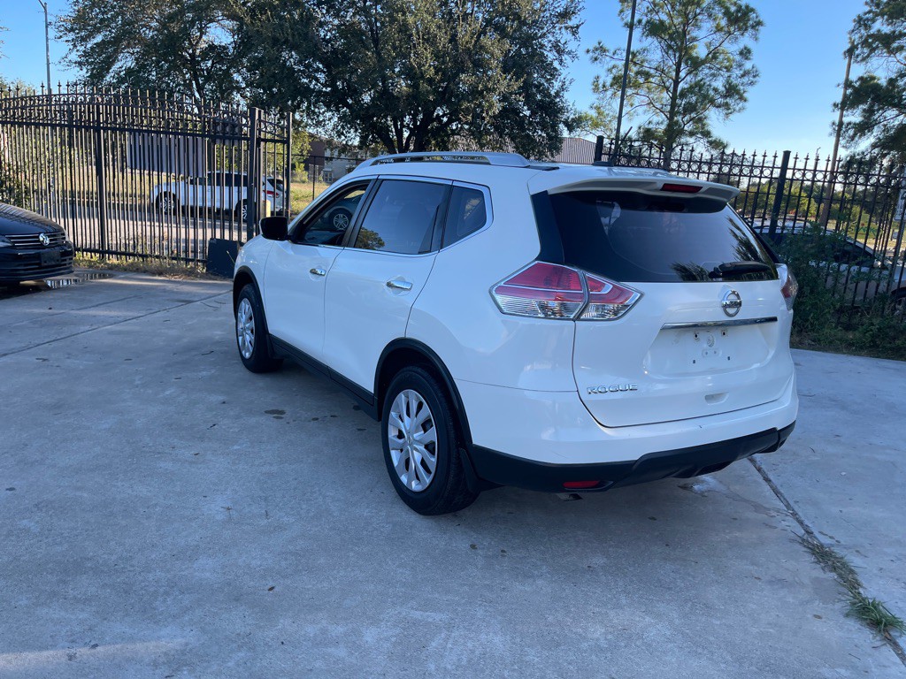 2016 Nissan Rogue Image 8