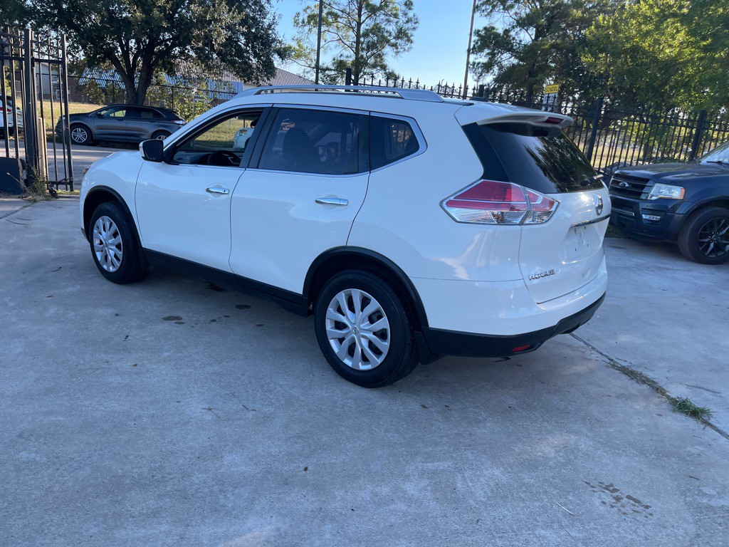 2016 Nissan Rogue Image 9