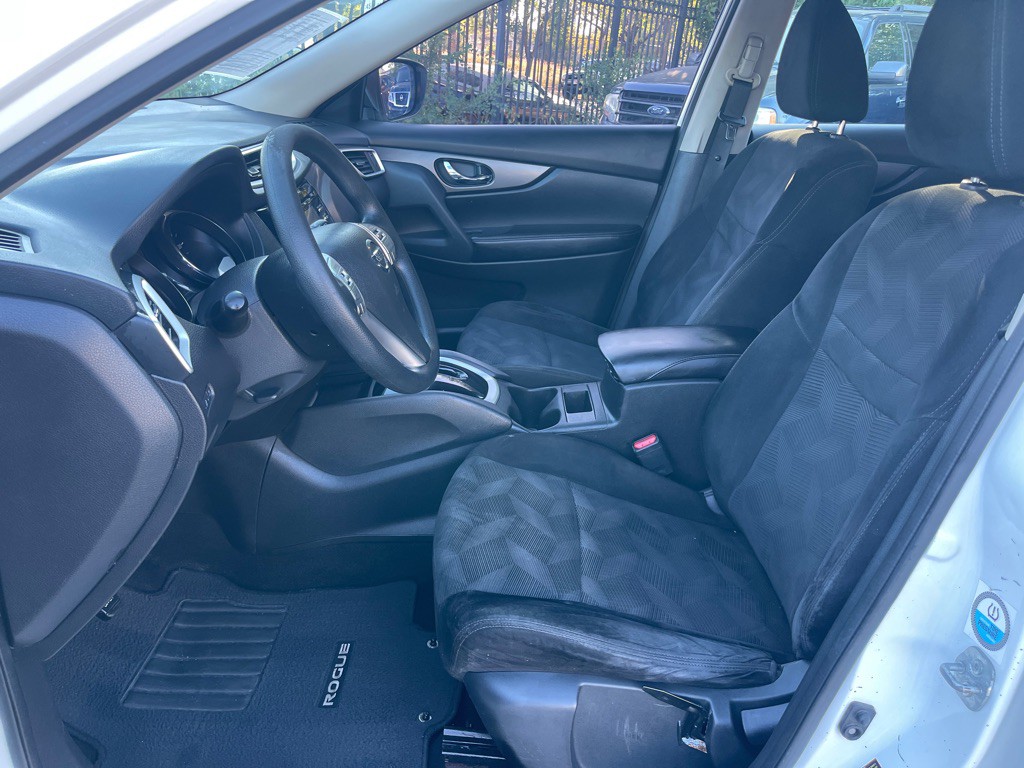 2016 Nissan Rogue Image 15