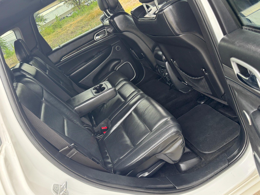 2015 Jeep Grand Cherokee Image 17
