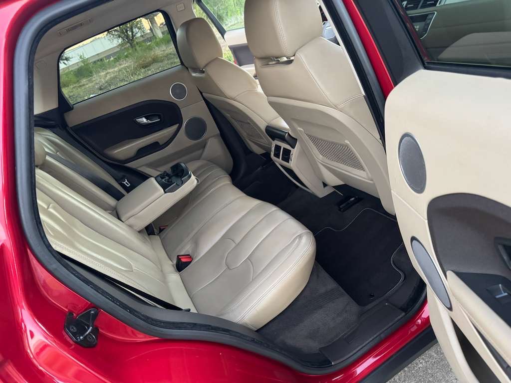 2013 Land Rover Range Rover Evoque Image 17