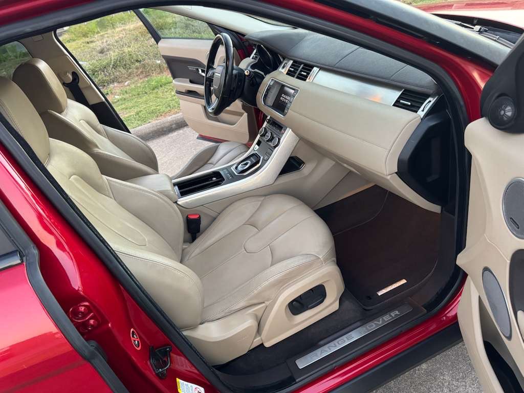 2013 Land Rover Range Rover Evoque Image 19