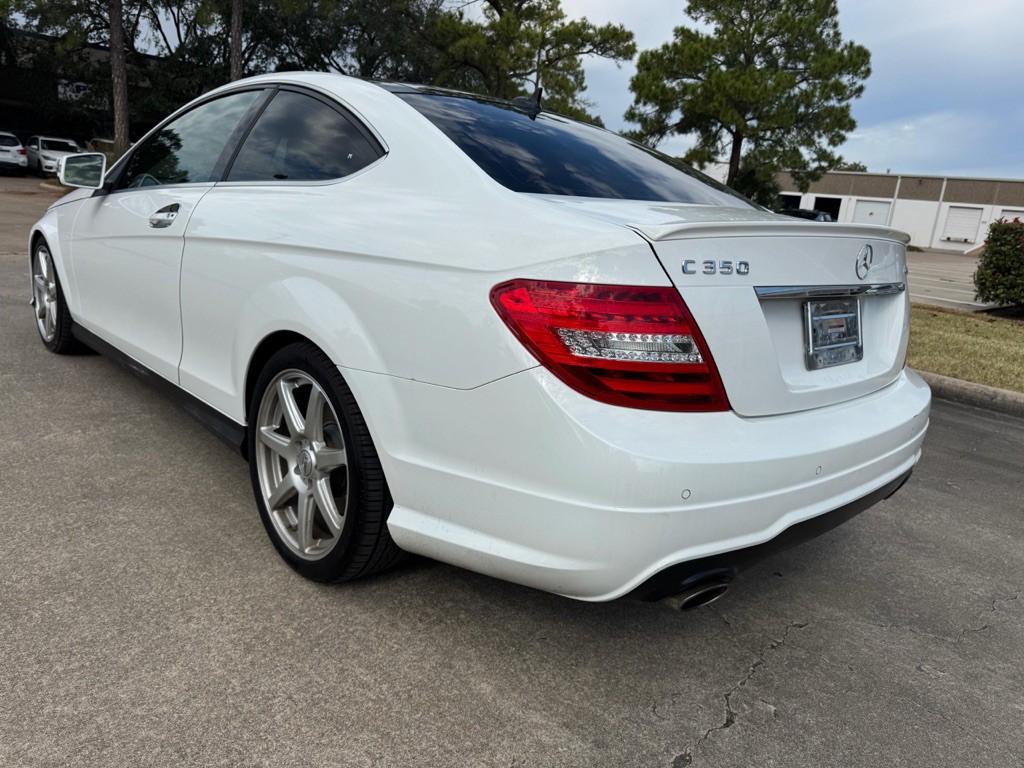 2013 Mercedes-Benz C-Class Image 13