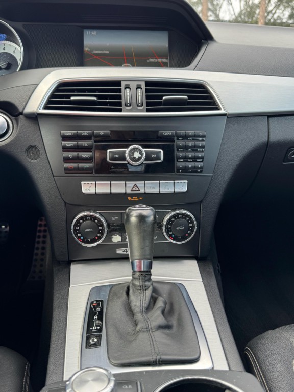 2013 Mercedes-Benz C-Class Image 25