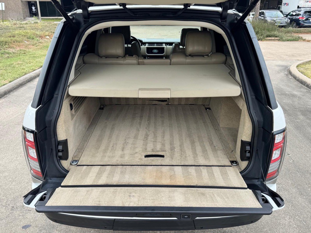 2014 Land Rover Range Rover Image 14