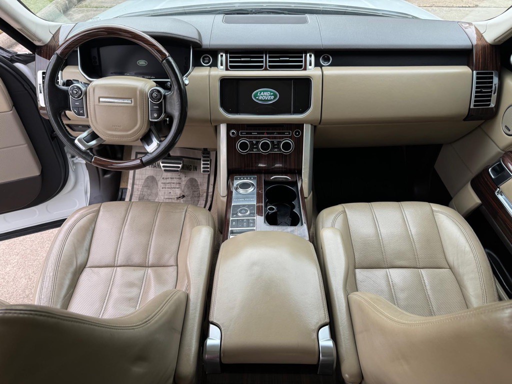 2014 Land Rover Range Rover Image 15