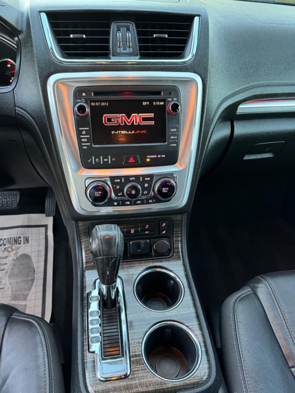 2015 GMC Acadia Image 17