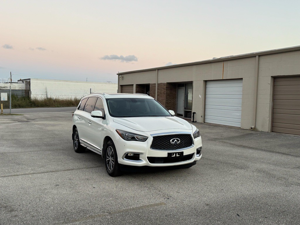 2017 INFINITI QX60 Image 5