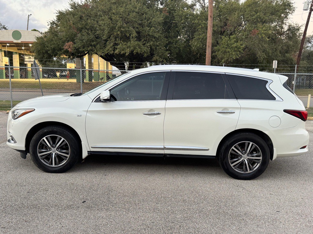 2017 INFINITI QX60 Image 8