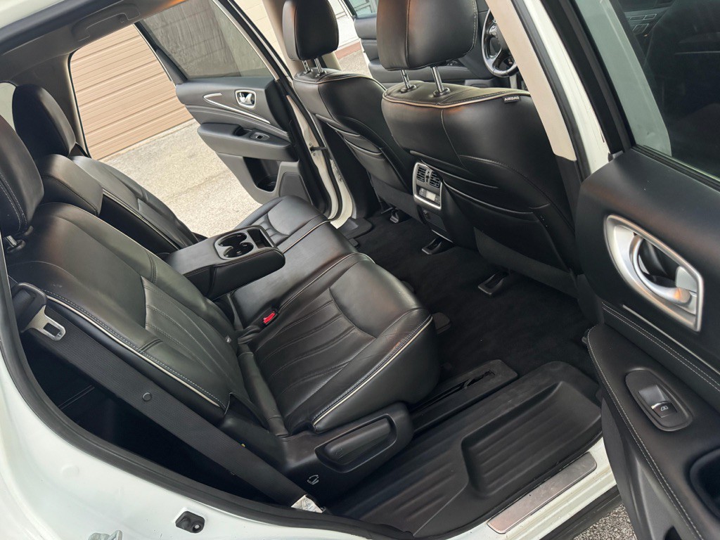 2017 INFINITI QX60 Image 13