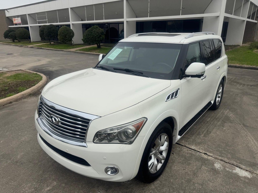 2014 INFINITI QX80 Image 2