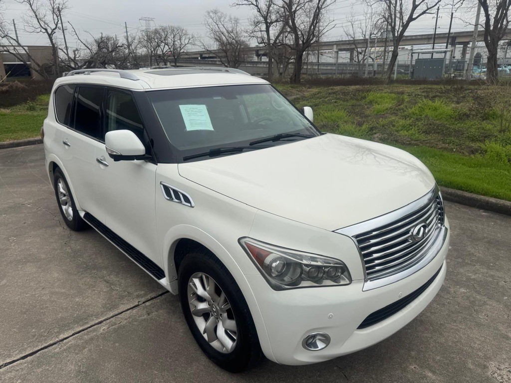 2014 INFINITI QX80 Image 9