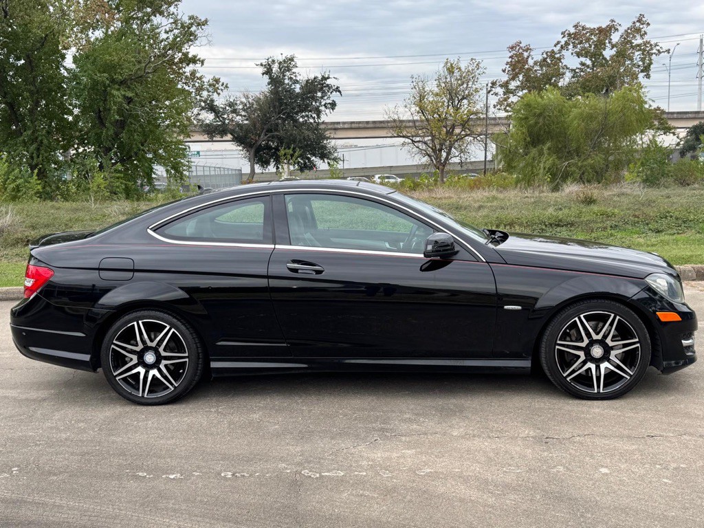2014 Mercedes-Benz C-Class Image 7