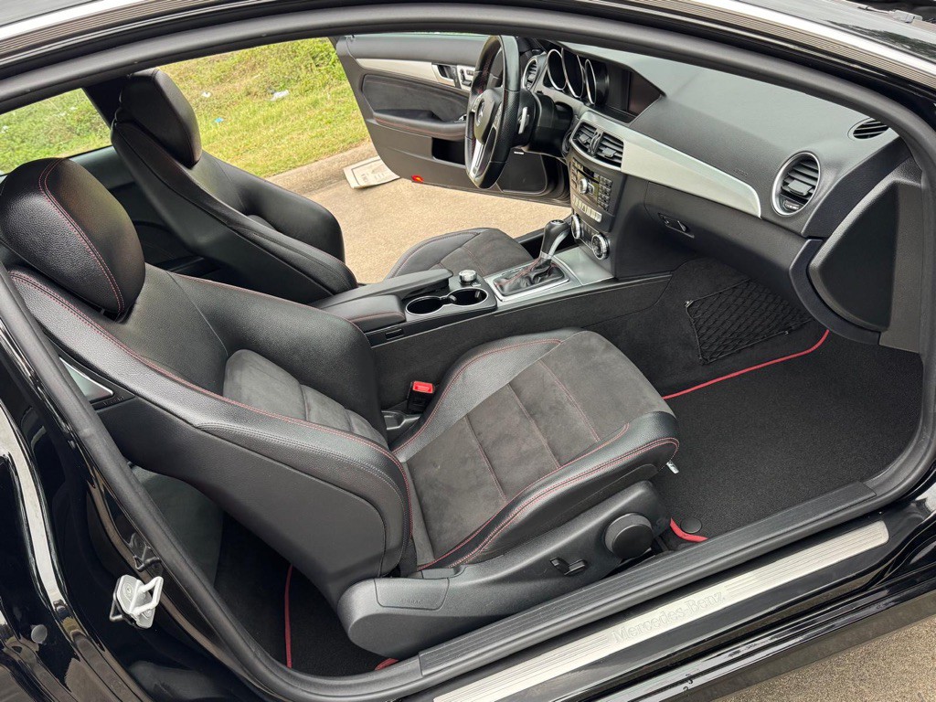 2014 Mercedes-Benz C-Class Image 14