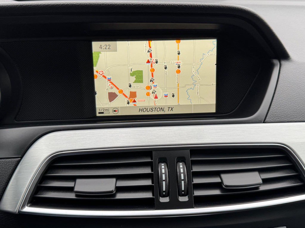 2014 Mercedes-Benz C-Class Image 17