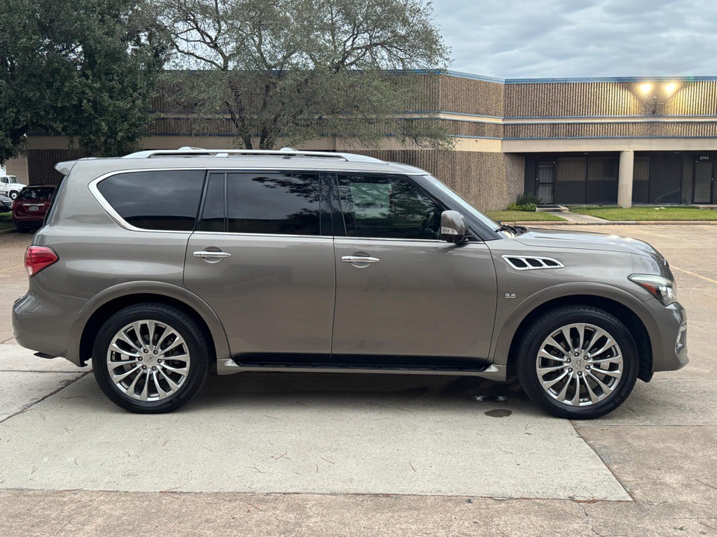 2015 INFINITI QX80 Image 8