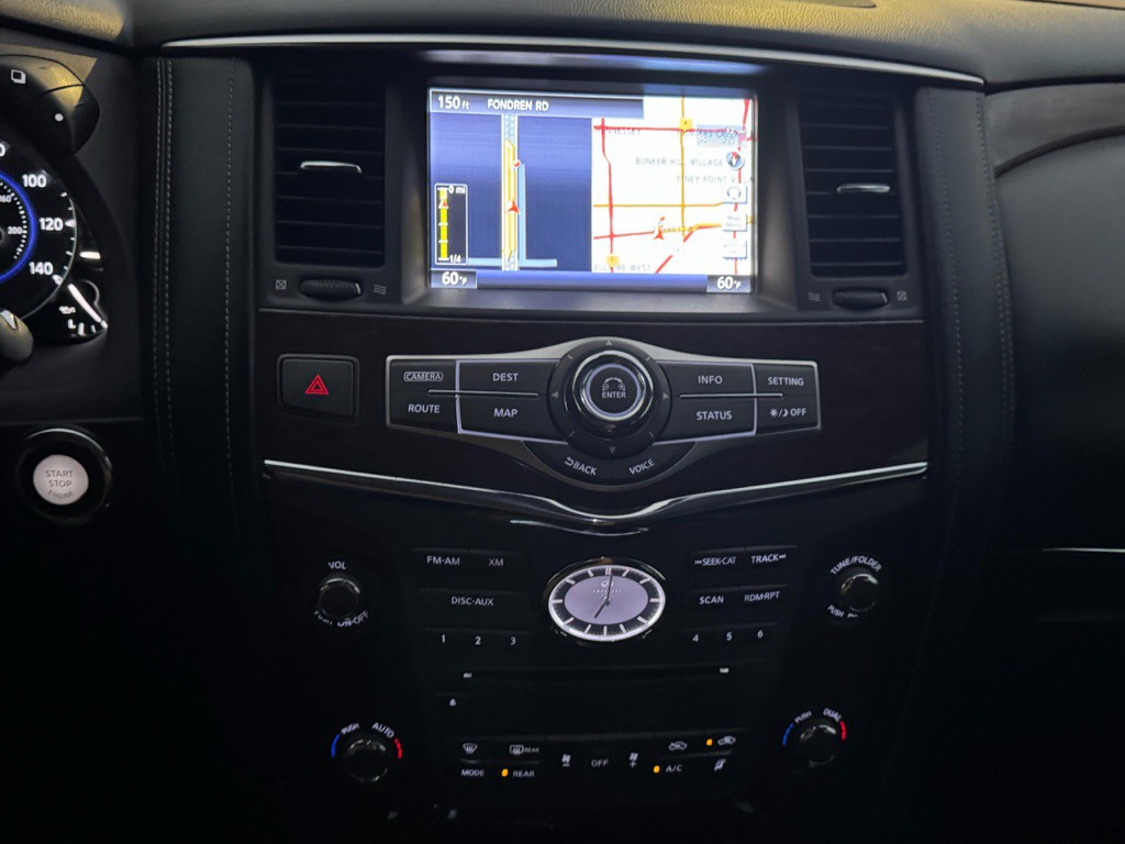 2015 INFINITI QX80 Image 17