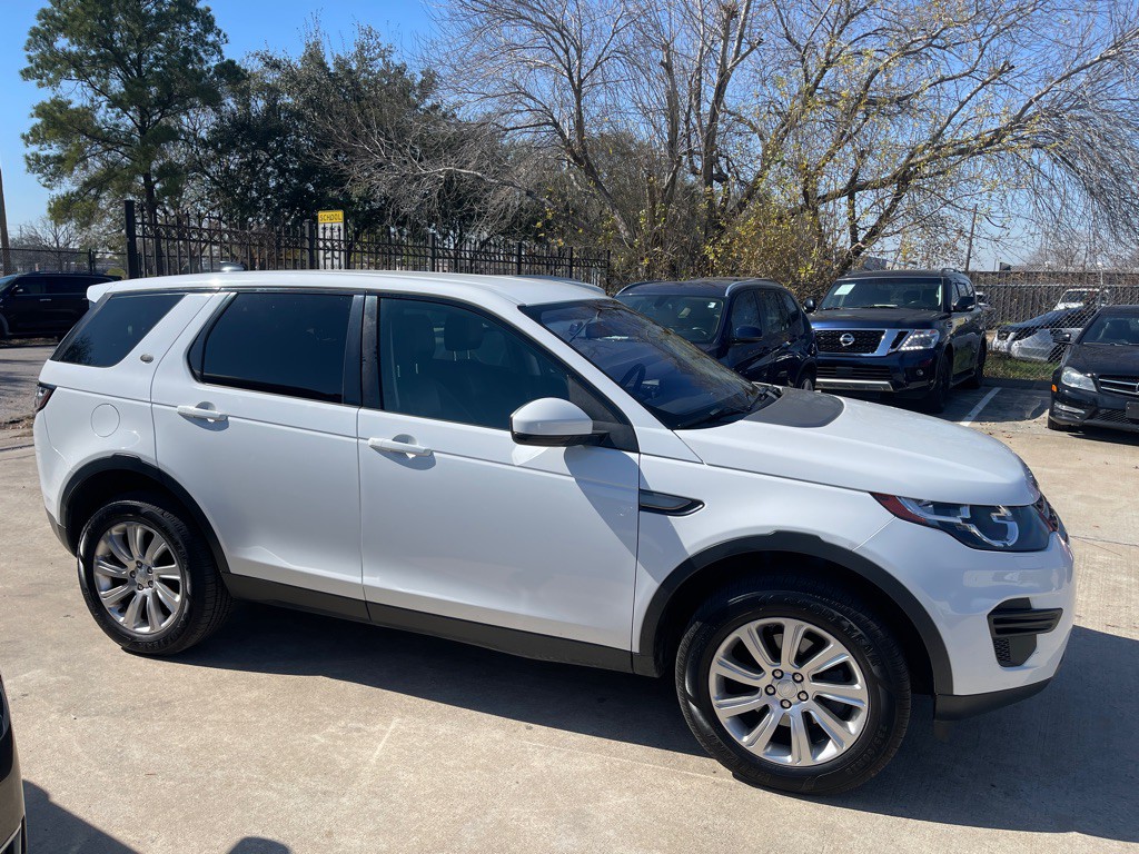 2017 Land Rover Discovery Sport Image 6