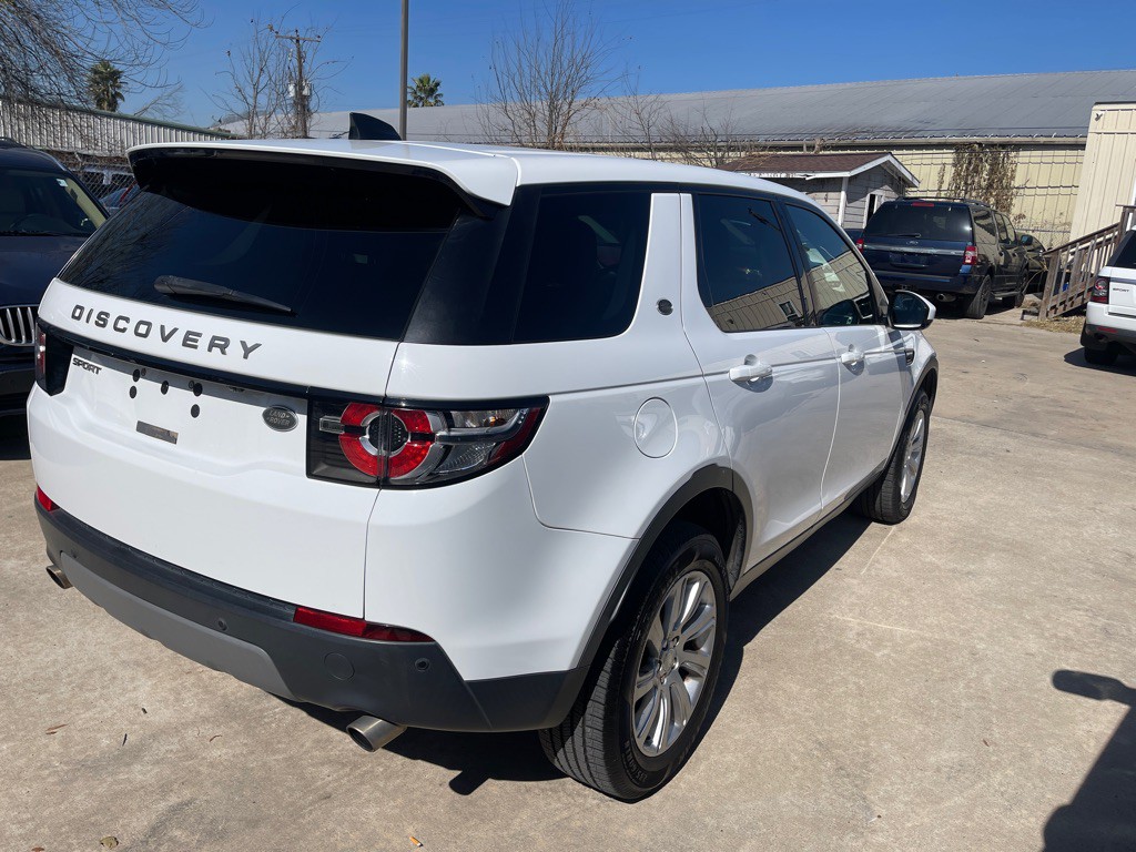 2017 Land Rover Discovery Sport Image 7