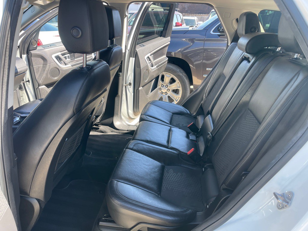 2017 Land Rover Discovery Sport Image 13