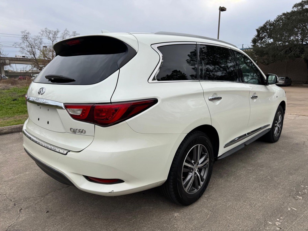 2016 INFINITI QX60 Image 5