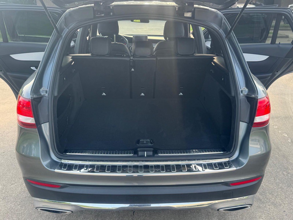 2019 Mercedes-Benz GLC-Class Image 21