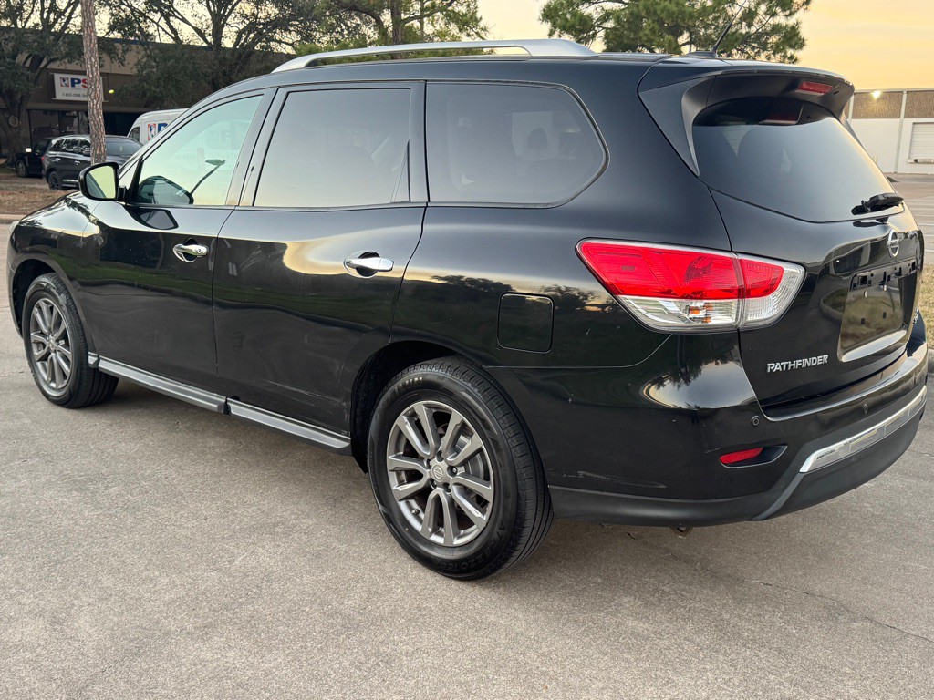 2016 Nissan Pathfinder Image 7
