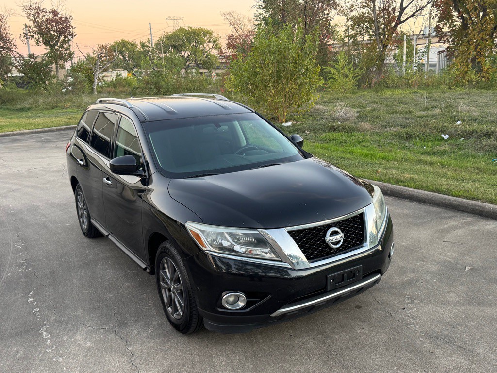 2016 Nissan Pathfinder Image 9