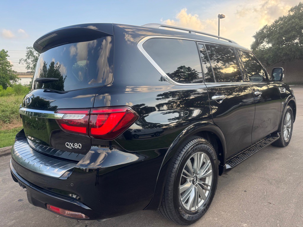 2019 INFINITI QX80 Image 7