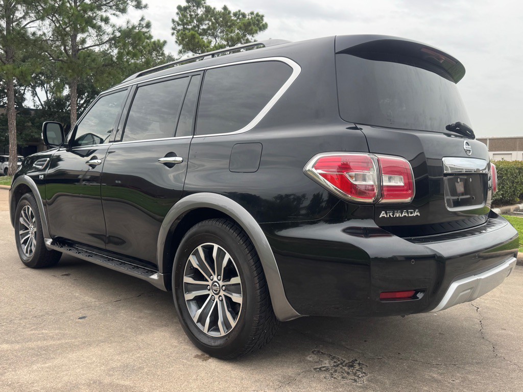 2017 Nissan Armada Image 6