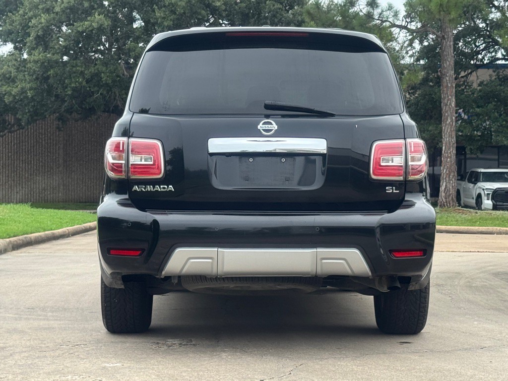 2017 Nissan Armada Image 8