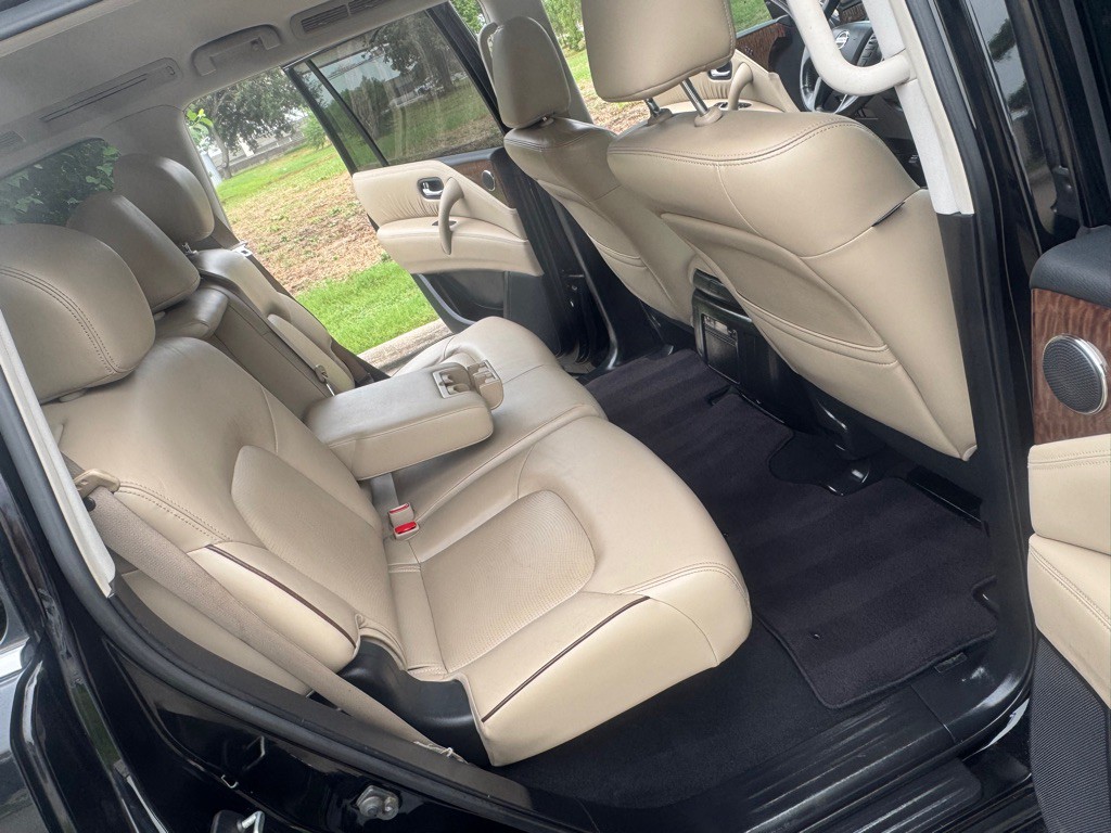 2017 Nissan Armada Image 14