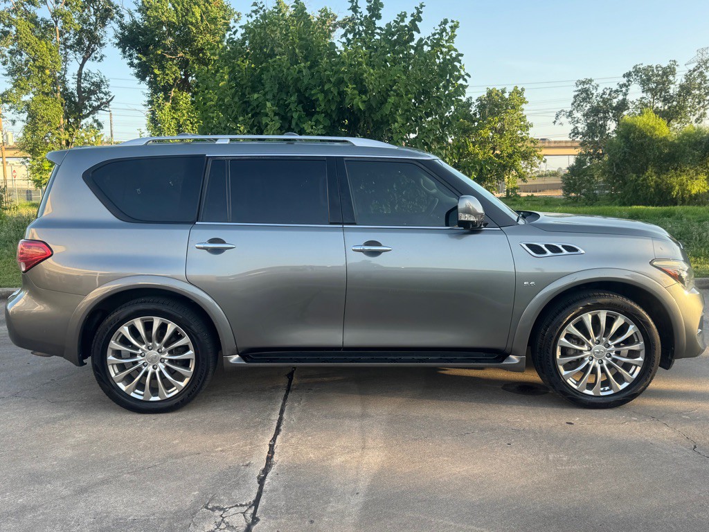 2015 INFINITI QX80 Image 4