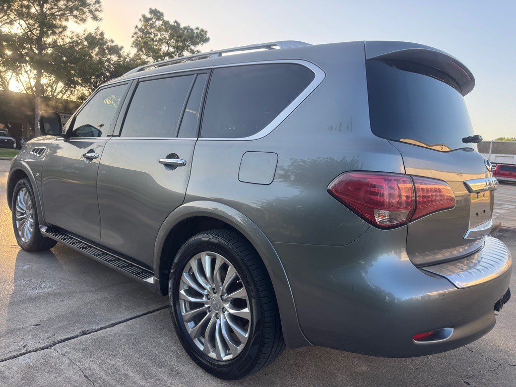 2015 INFINITI QX80 Image 7