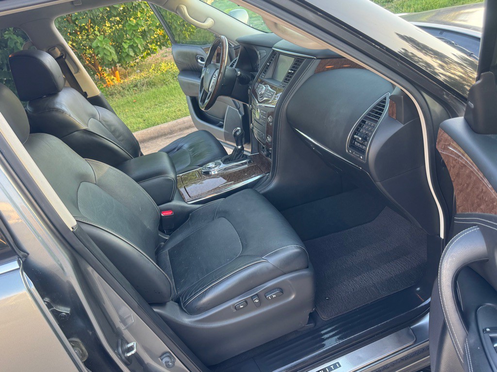 2015 INFINITI QX80 Image 13