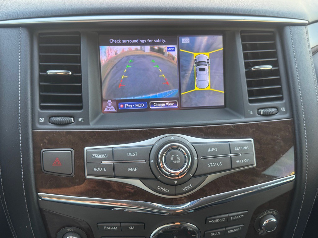 2015 INFINITI QX80 Image 19