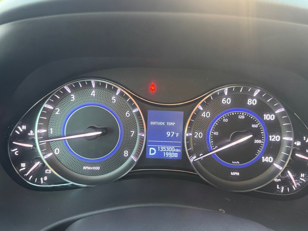 2015 INFINITI QX80 Image 21