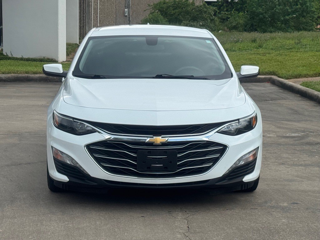 2019 Chevrolet Malibu Image 3