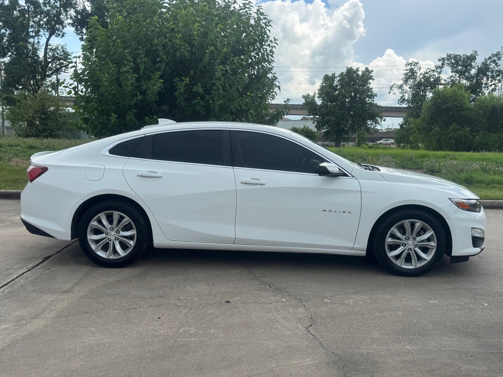 2019 Chevrolet Malibu Image 4
