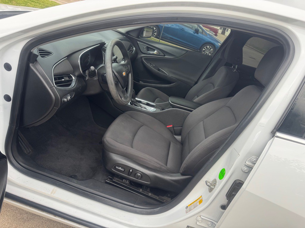 2019 Chevrolet Malibu Image 13