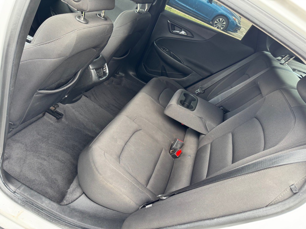 2019 Chevrolet Malibu Image 16