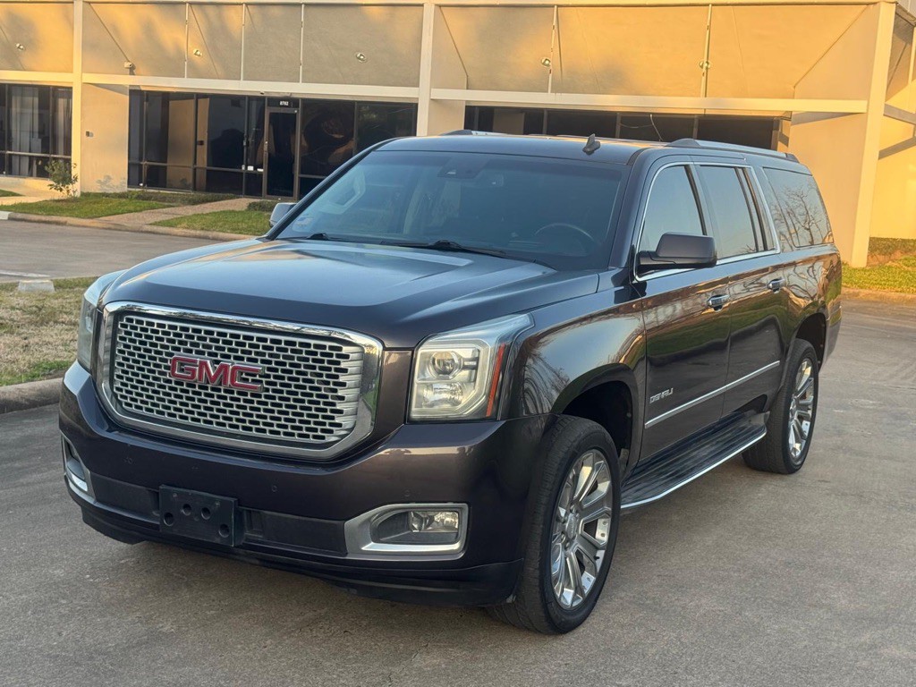 2015 GMC Yukon Image 2