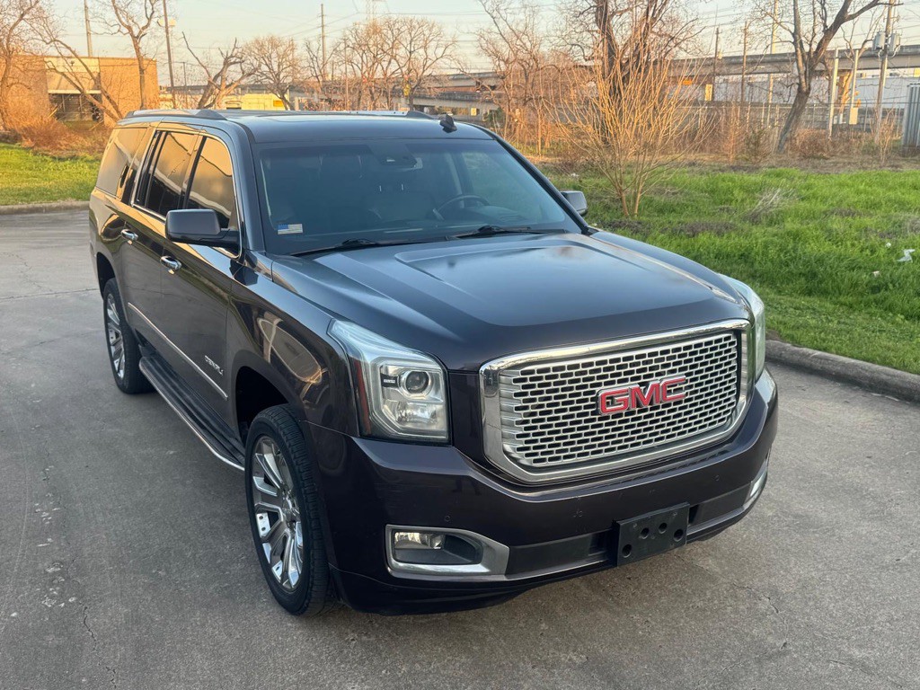 2015 GMC Yukon Image 9