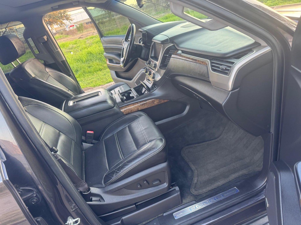 2015 GMC Yukon Image 13