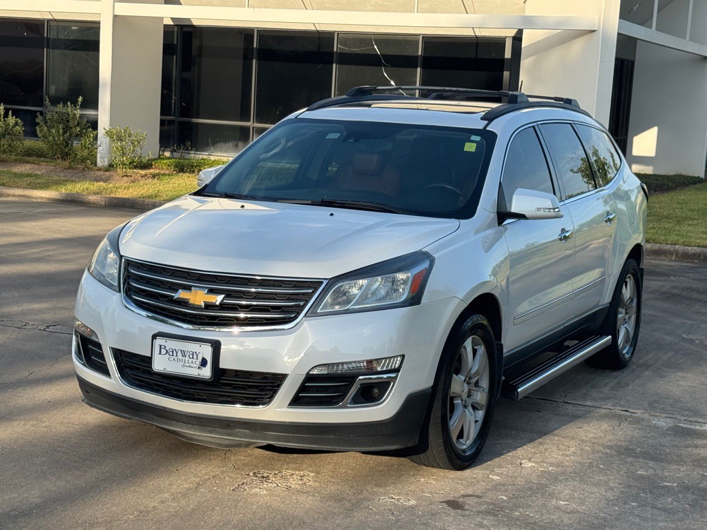2016 Chevrolet Traverse Image 2