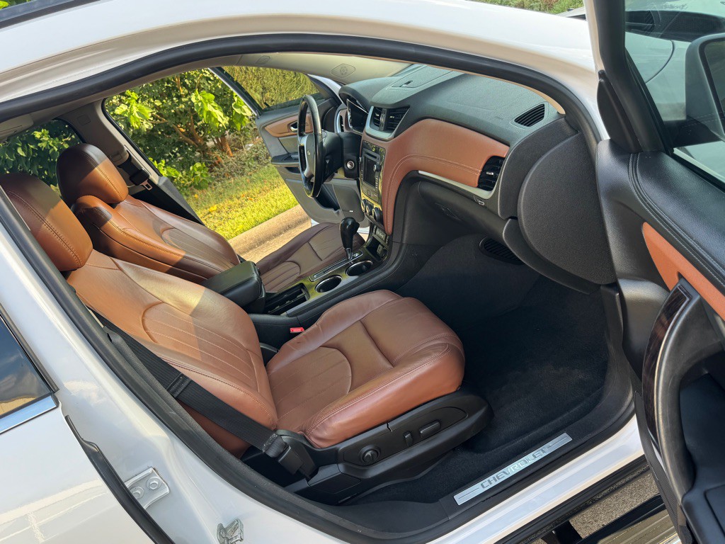 2016 Chevrolet Traverse Image 14