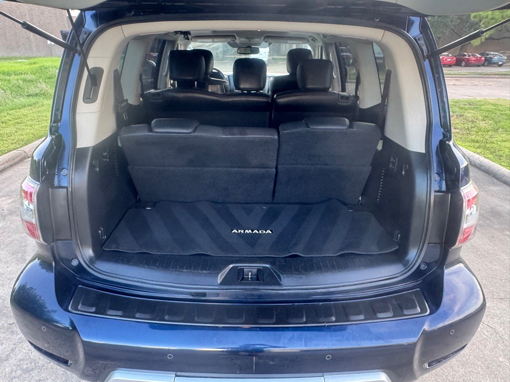 2018 Nissan Armada Image 17