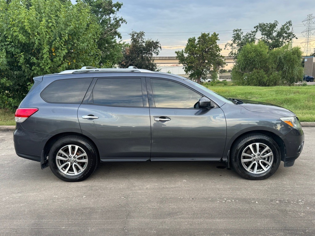 2014 Nissan Pathfinder Image 4