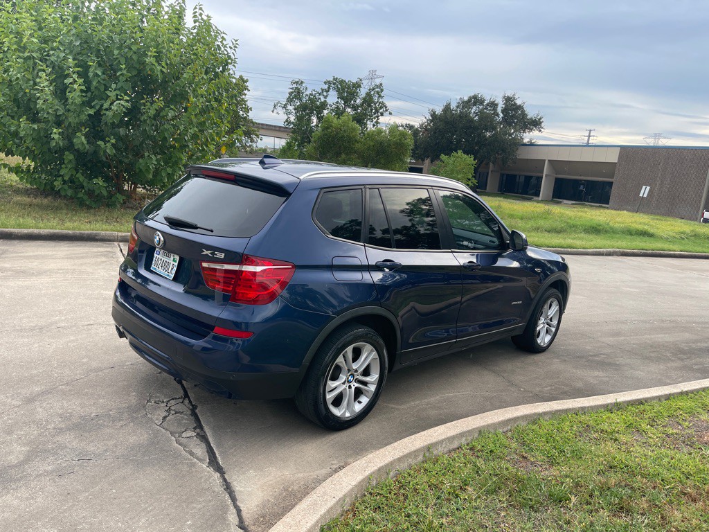 2017 BMW X3 Image 8